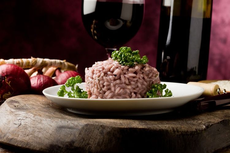 Le risotto all'Amarone, cuisiné au vin rouge, le plus typique de Vérone