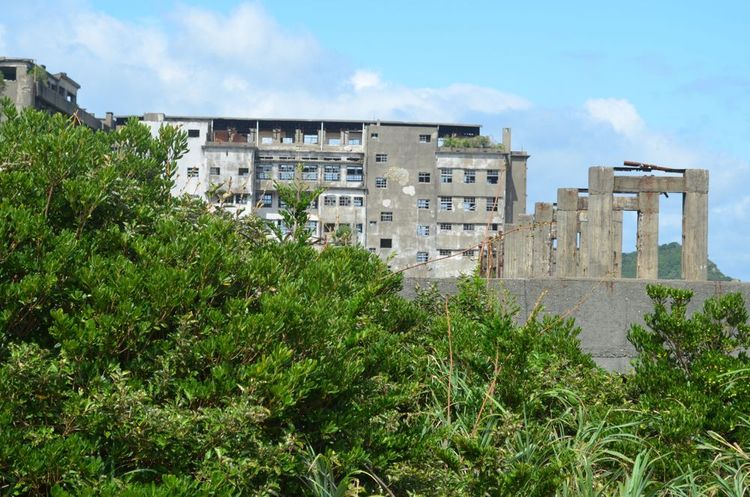 L'île d'Hashima est- laissée à l'abandon depuis des dizaines d'années