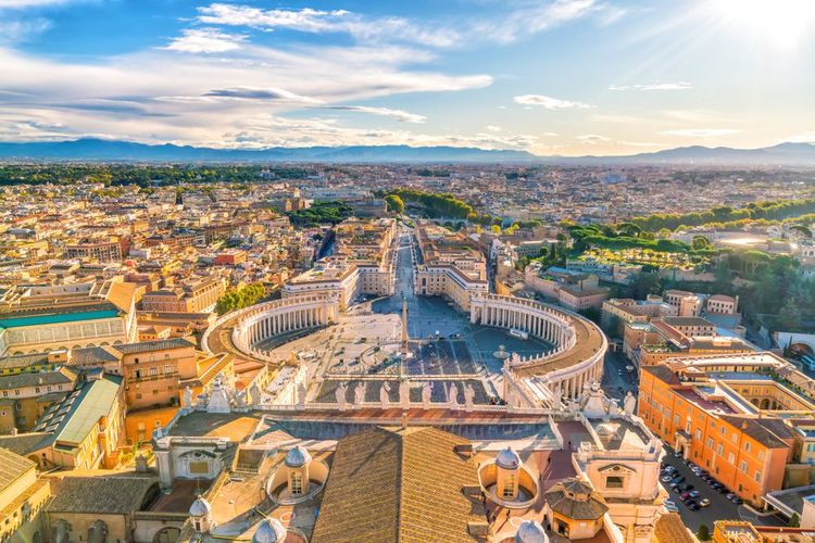 La place Saint-Pierre au Vatican, Rome
