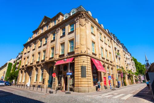 Duftmuseum im Farina Haus: Eine Olfaktorische Reise durch die Geschichte vom Eau de Cologne