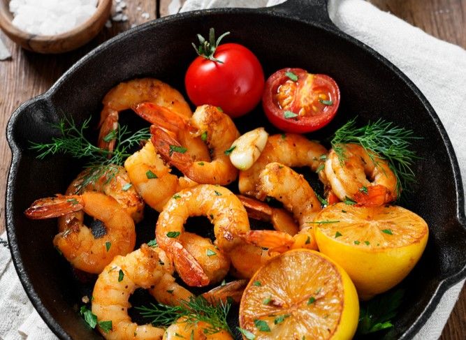 Crevettes poëlées à l'ail et agrémentées d'aneth