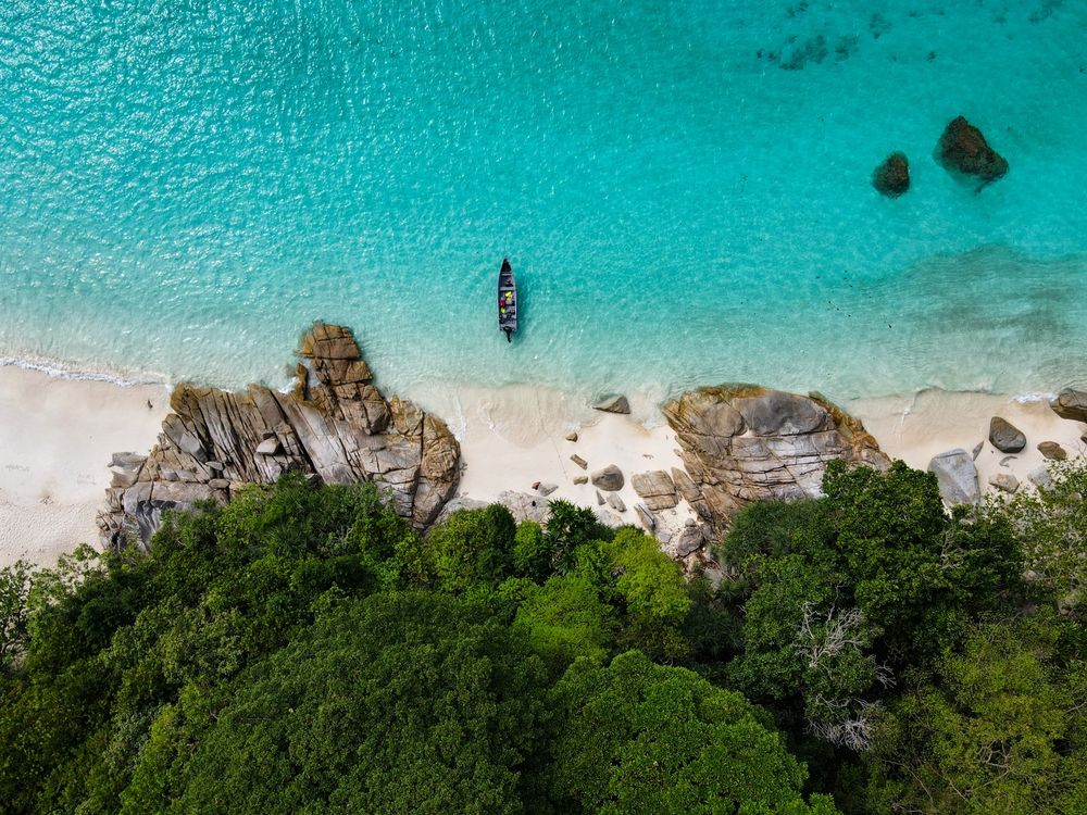 Cette offre de Malaysia Airlines invite les voyageurs en escale à découvrir les destinations historiques et paradisiaques du pays sans frais supplémentaires !