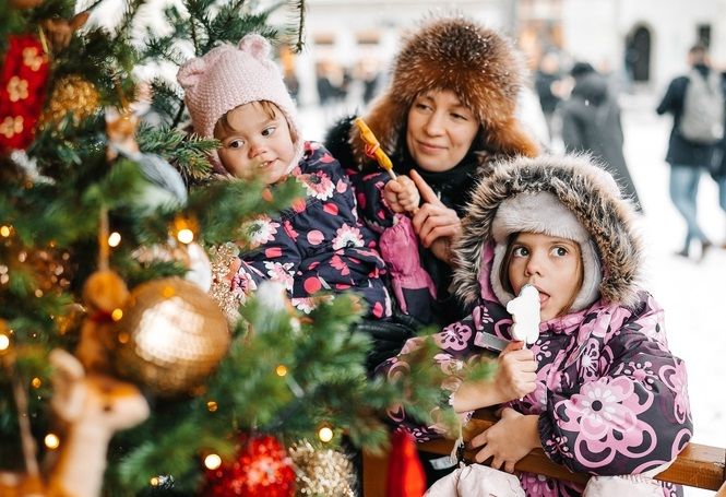 La magie de Noël s'exprime sur les marchés de Tallinn