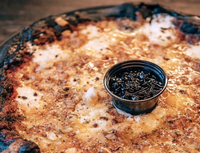 Pizza noire islandaise