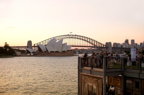 Vous avez choisi de travailler à Sydney durant votre Working Holiday ? 5 rooftops animés où déconnecter après une journée de travail (et admirer une vue incroyable)