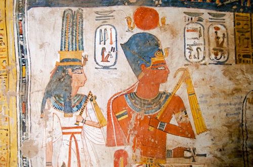 A Louxor, le tombeau d’Amenhotep III rouvre ses portes (ses fresques vieilles de plus de 3 000 ans sont enfin restaurées)