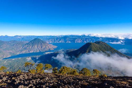 Ce lac serait le plus beau du monde... et il cache bien des surprises !