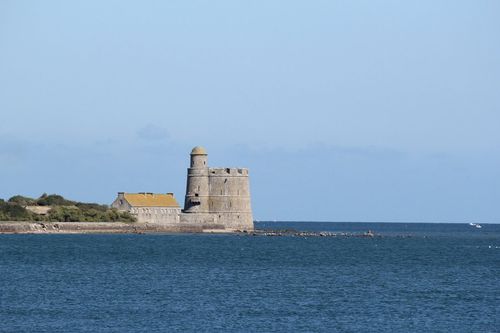 A 1h30 de Caen, cette île authentique n'a pas encore été découverte par les touristes !