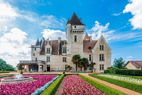 Joséphine Baker possédait un château dans le Périgord. Le connaissez-vous ? Venez le visiter !