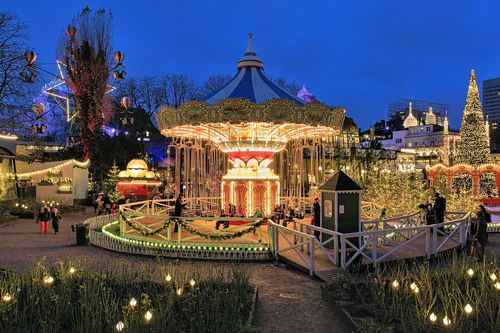 Fan de décorations de Noël ? Cette capitale nordique à moins de 2h de Paris a mis le paquet pour les fêtes !