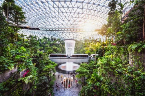Avez-vous déjà atterri dans l'un de ces 7 aéroports ? Ils sont classés parmi les plus beaux du monde !