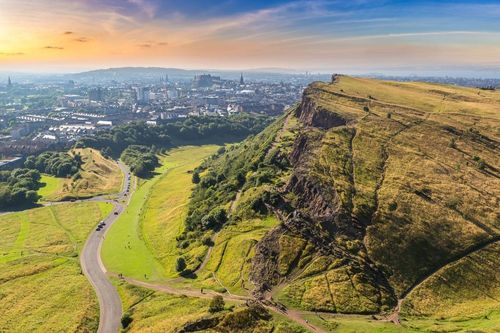 Nature sauvage, châteaux hantés, lochs mystérieux… 8 raisons de s’envoler pour l’Ecosse !