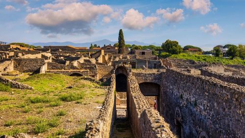 Face au surtourisme, Pompéi instaure une jauge quotidienne et limite le nombre de visiteurs !