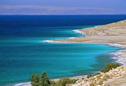 Sur les rives jordaniennes, la mer Morte offre des paysages sauvages et saisissants ! Voici les meilleurs spots où aller pour en profiter 
