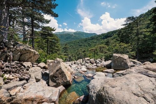 The most beautiful hiking trails in France (with the best views in the country!)
