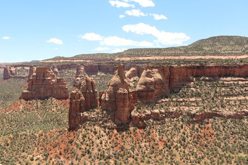 Avez-vous déjà vu ces formations étranges ? Elles pourraient bien rivaliser avec le Grand Canyon et Monument Valley aux Etats-Unis !
