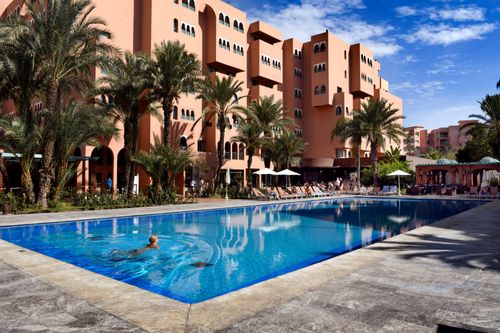 Piscines chauffées, toboggans et bouées géantes : 5 hôtels à tester pour des vacances en famille au Maroc