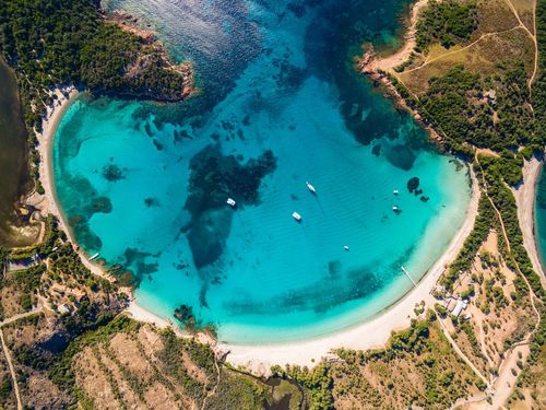 Oubliez les plages d’Ajaccio ou de Bastia, certaines des plus belles plages de Corse se trouvent sur cette partie de l'île