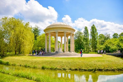 5 parcs où pique-niquer à l'ombre (et avec de l'espace) à Paris et aux alentours !