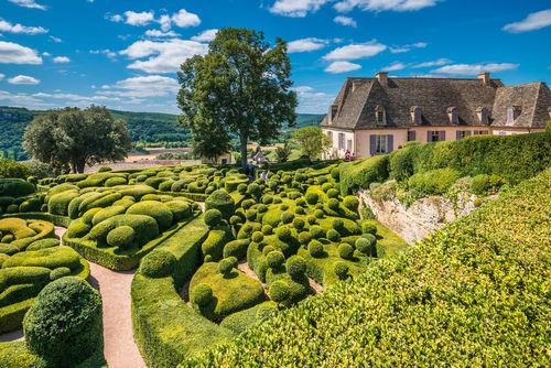 Avez-vous pensé à la Dordogne pour des vacances en famille ? Voici les visites incontournables à faire dans cette destination du sud-ouest de la France pour cet été
