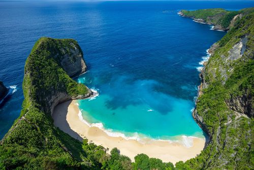 "L'île où il fait chaud toute l'année !", voici 4 bonnes raisons de découvrir Bali et ses paysages idylliques
