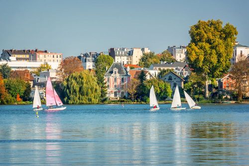 3 villes proches de Paris pour fuir la capitale pendant les JO (et à portée de pass Navigo)