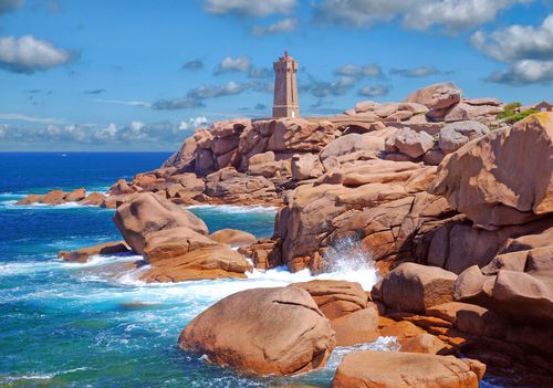 Près de Lannion, découvrez les curiosités naturelles la Côte de Granit Rose en Bretagne (introuvables ailleurs !)