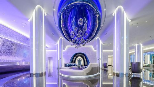 Thaïlande : cet hôtel impressionnant sur le thème de l'espace a été testé par Lyly et Jay