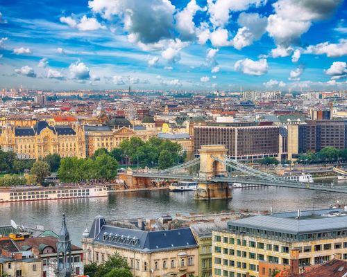 On a repéré ce bon plan : partez à Budapest 4 jours/3 nuits en appart’hôtel + vols, dès 249€ par personne !