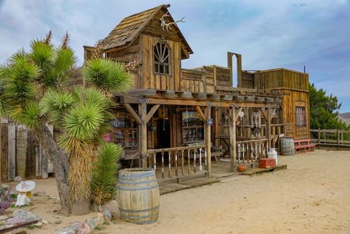 Voyagez dans le temps dans cette petite ville de Californie qui a servi de décors aux mythiques westerns ! 