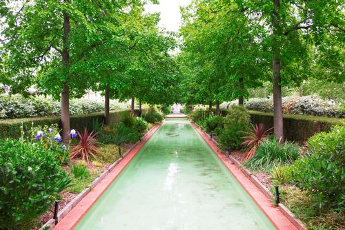 3 stylish walks to discover the capital from a different angle