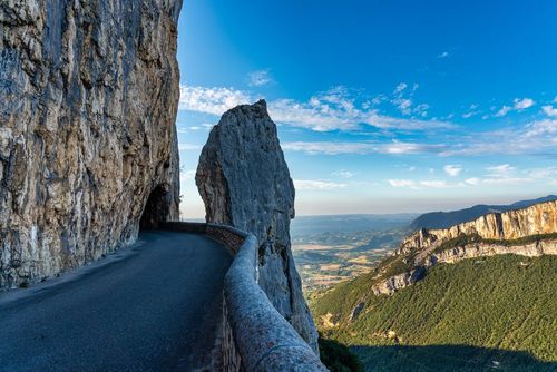Vertigineuses, folles et démesurées : les routes du Vercors, ou le chemin le plus sinueux de France !