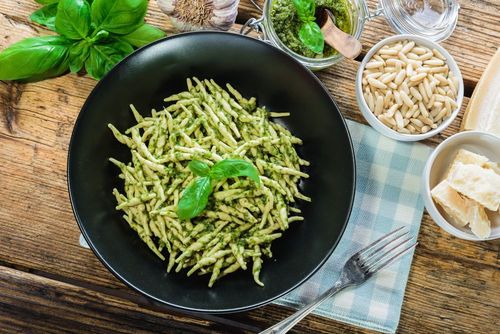 Où savourer les meilleures pâtes au pesto à Gênes ? (Avec un goût si spécial, impossible à retrouver en France !) 