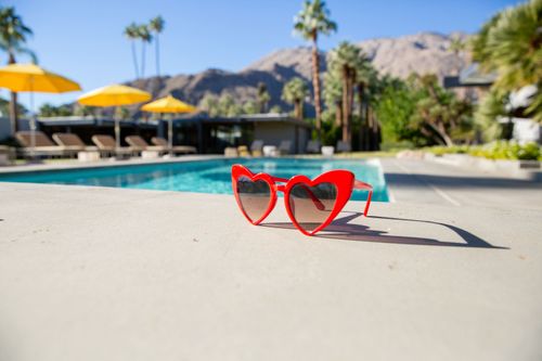 Vivre la vie de star, ça vous dit ? Les maisons des plus grandes célébrités hollywoodiennes sont dispos cet été !