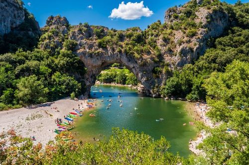 5 régions à visiter en France pour profiter de la nature et du soleil au printemps ou en été !