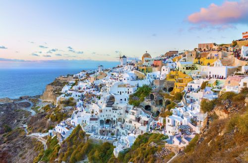 Découvrez des panoramas à couper le souffle en visitant ces 5 villages perchés ! 