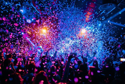  Trinquer, danser, s’éclater… Vous pensez à Ibiza ? Nous, à Marrakech ! On vous explique pourquoi…