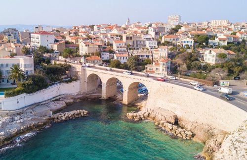 Die Corniche mit einer Pause im Vallon des Auffes durchwandern