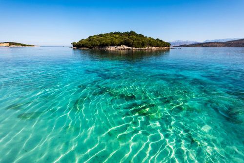 Oubliez l’Espagne ou l'Italie, ce pays encore trop peu connu à 2h30 de la France cache des plages paradisiaques