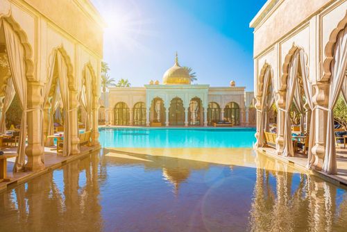 Un séjour de luxe dans un hôtel 5 étoiles à moins de 200 euros, c'est possible ! Voici où aller 