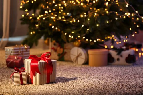 Vous pensez déjà à Noël ? Voici 3 idées de cadeaux pour les amateurs de voyages !