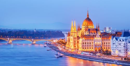 Fin de semana de tres días en Budapest, mezcla de lo contemporáneo y lo histórico