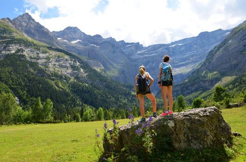 En été, la montagne est idéale pour fuir la chaleur et le tourisme de masse ! Voici 8 lieux à visiter