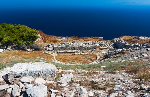 Das antike Thera, die schönste archäologische Stätte auf Santorin