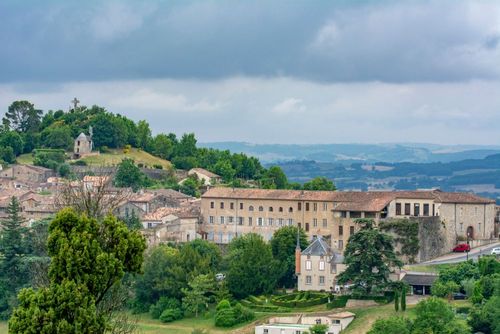 A 50 km d'Albi, voyagez à travers le temps en visitant Lautrec et ses merveilles artistiques et architecturales