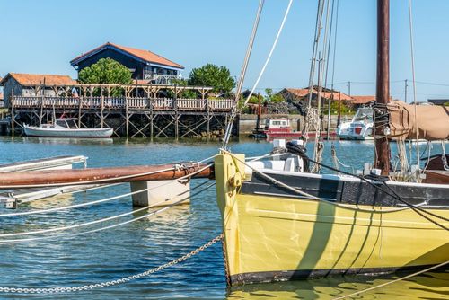 Gujan-Mestras, the town of 7 oyster ports