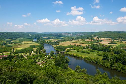Plages, lacs, rivières... Voici les 5 lieux où se baigner en Dordogne !