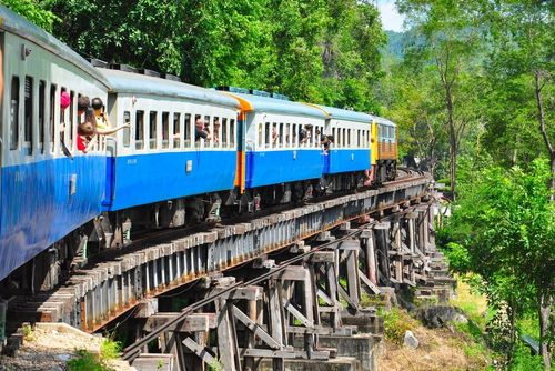 Avion, train, bateau, tuk-tuk… Comment se déplacer facilement en Thaïlande ?
