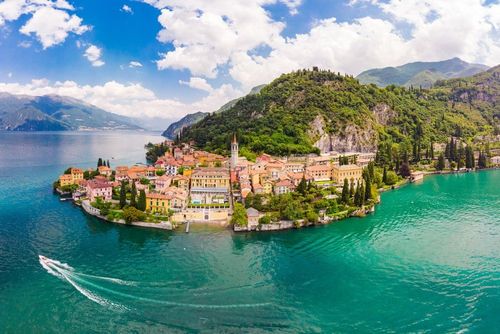 Ce village pittoresque au bord du lac de Côme vaut vraiment le détour, et on vous le prouve !