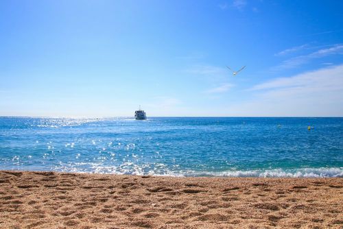 Alerte bon plan ! 4 jours en Espagne dans un hôtel 4* en bord de mer à partir de 268 euros (vols et demi-pension inclus)